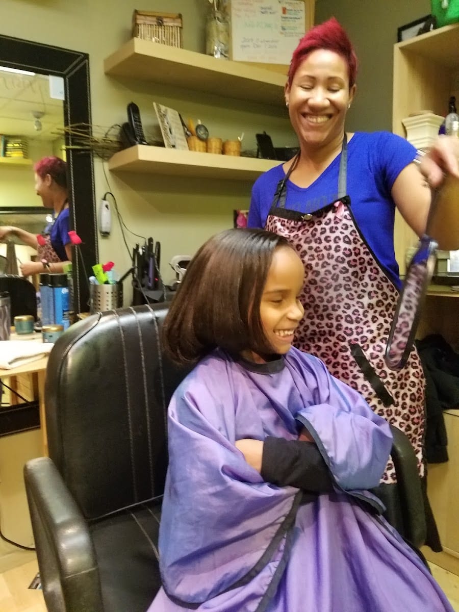 Hair Under Construction, photo 4