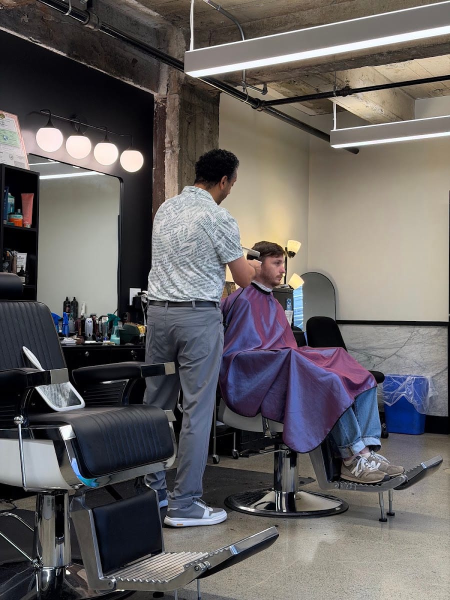 The Russ Building Barber Shop, photo 2