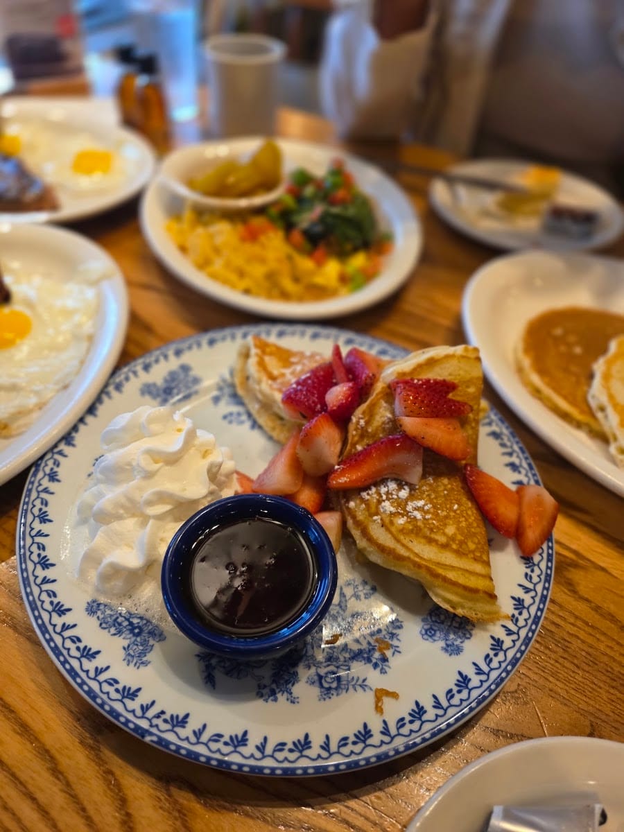 Cracker Barrel Old Country Store, photo 4