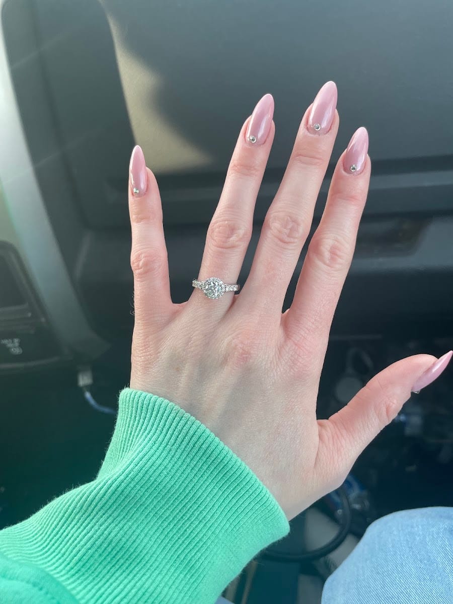 Evolution Nail Studio