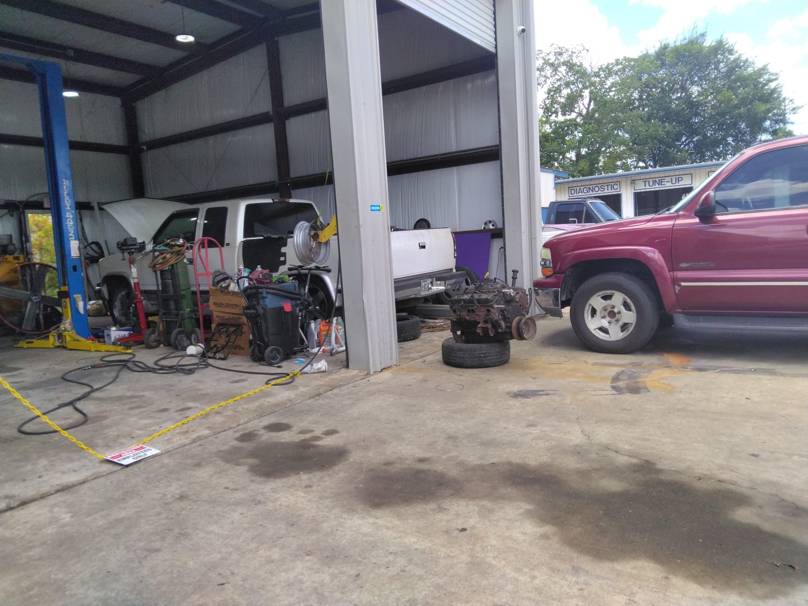 Southeast Customs, photo 4
