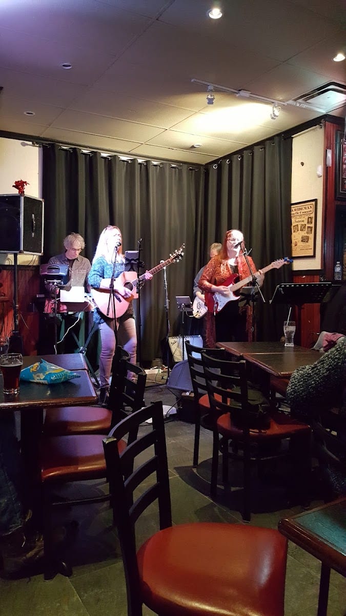 Corners Bar