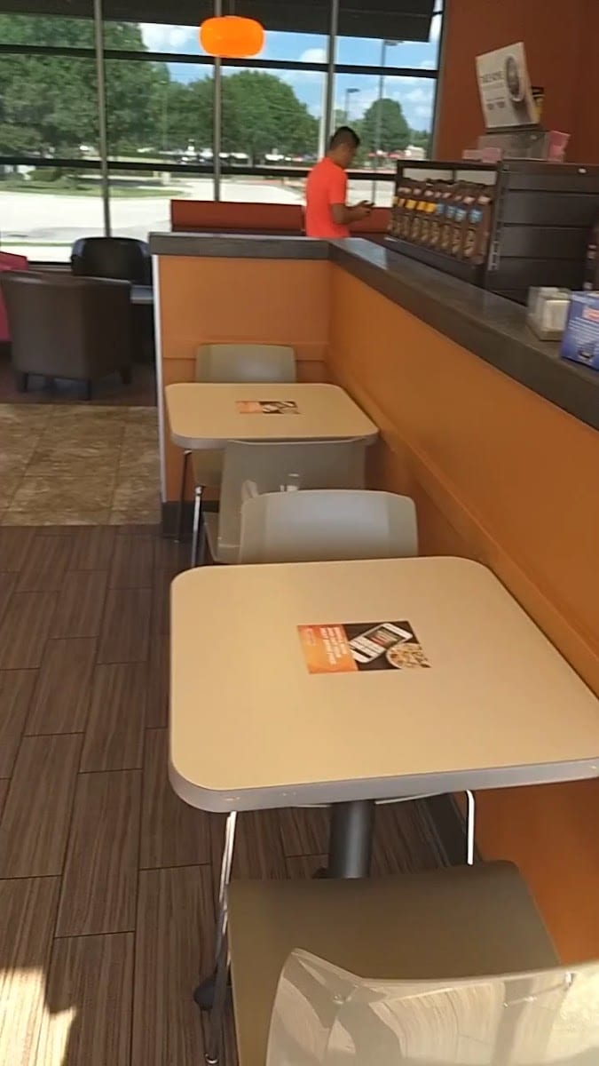 Dunkin', photo 2