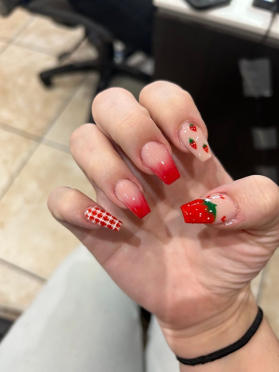 Tropical Nails & Spa