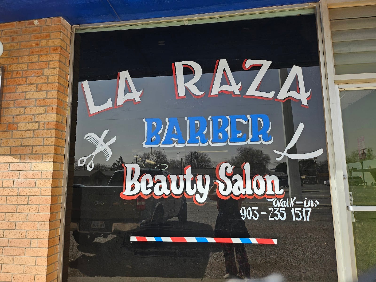 Ponce's Barber & Beauty Shop
