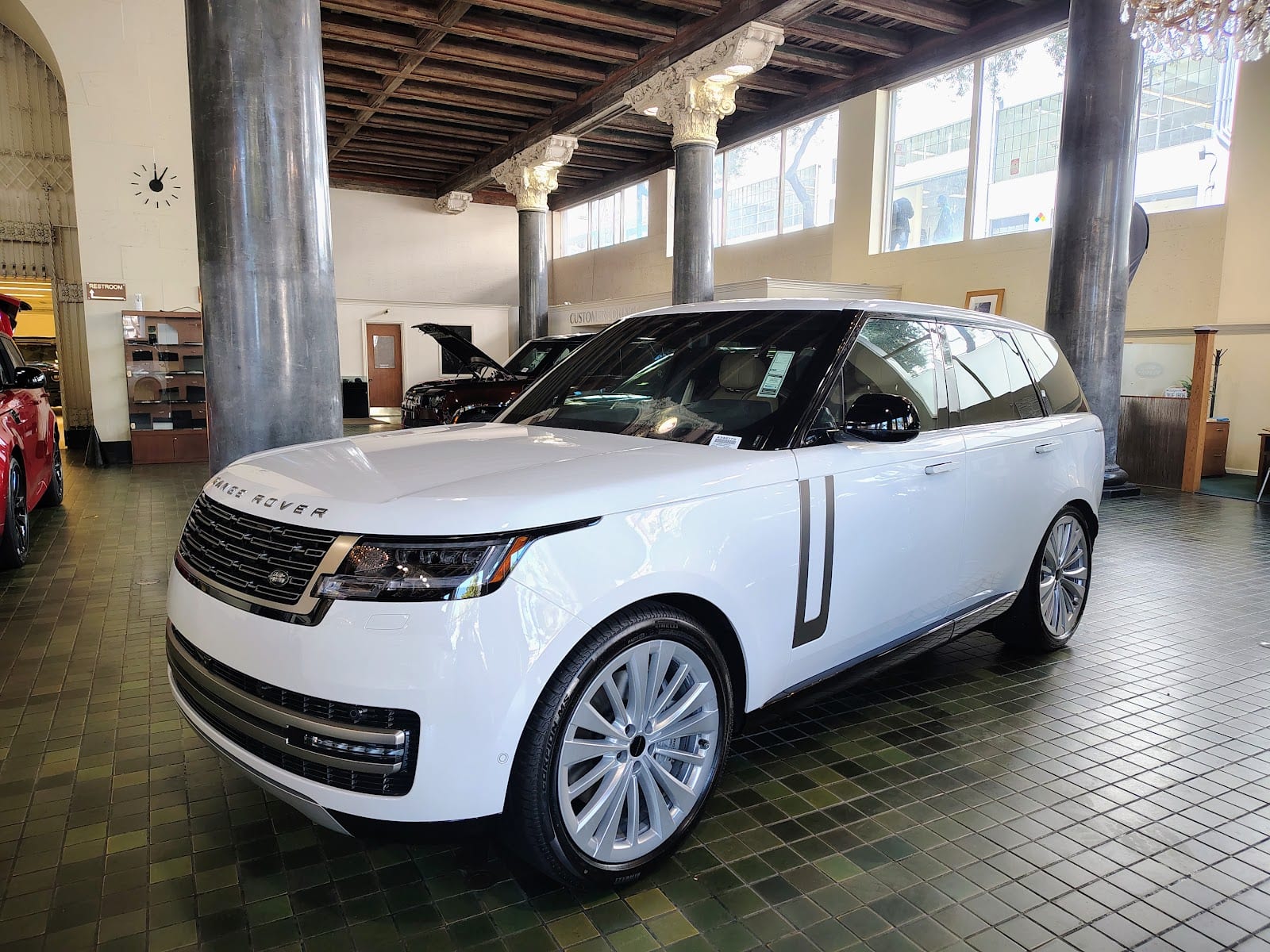 Land Rover San Francisco, photo 2