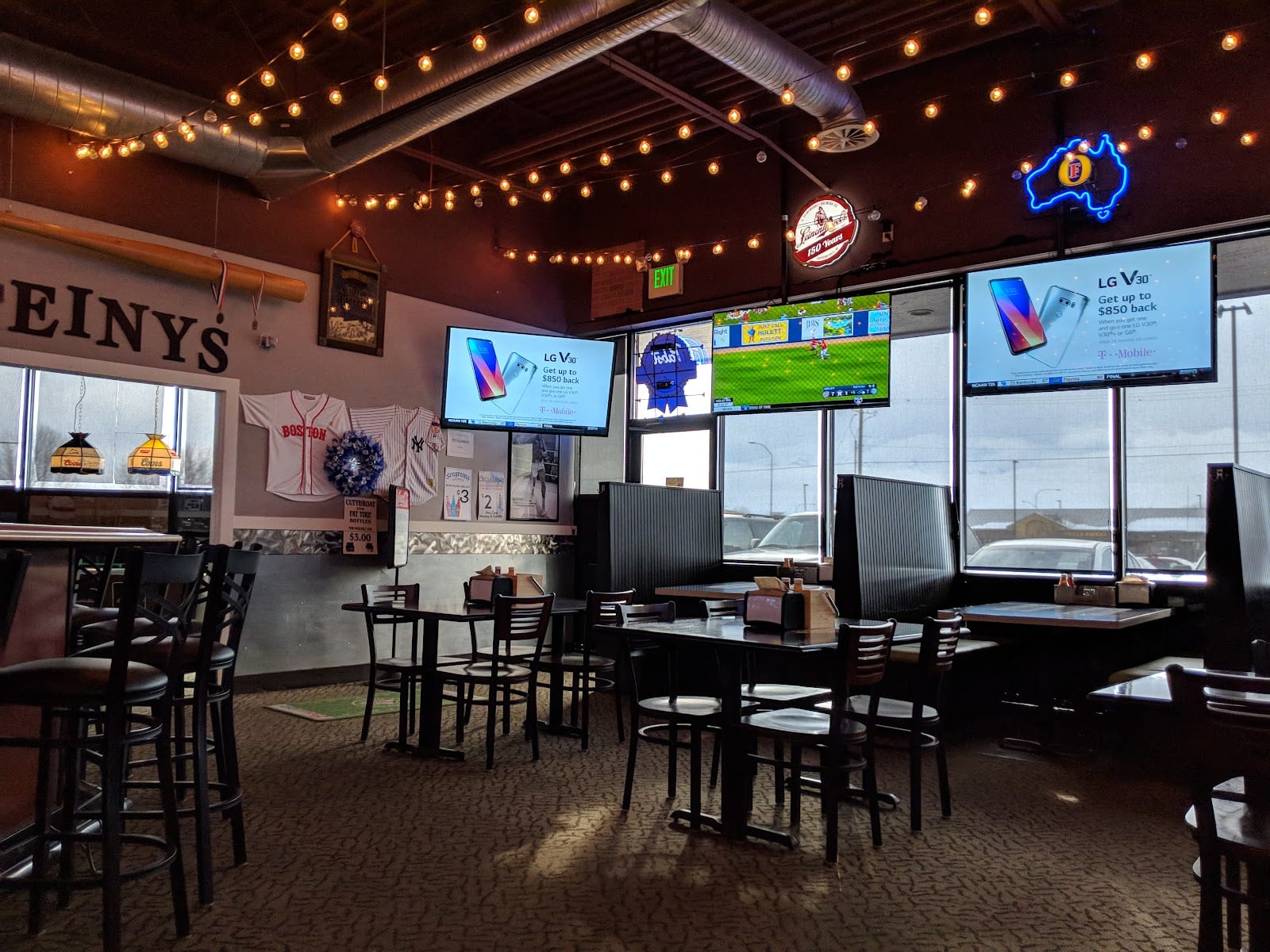 Steiny's Family Sports Grill Logan, photo 3