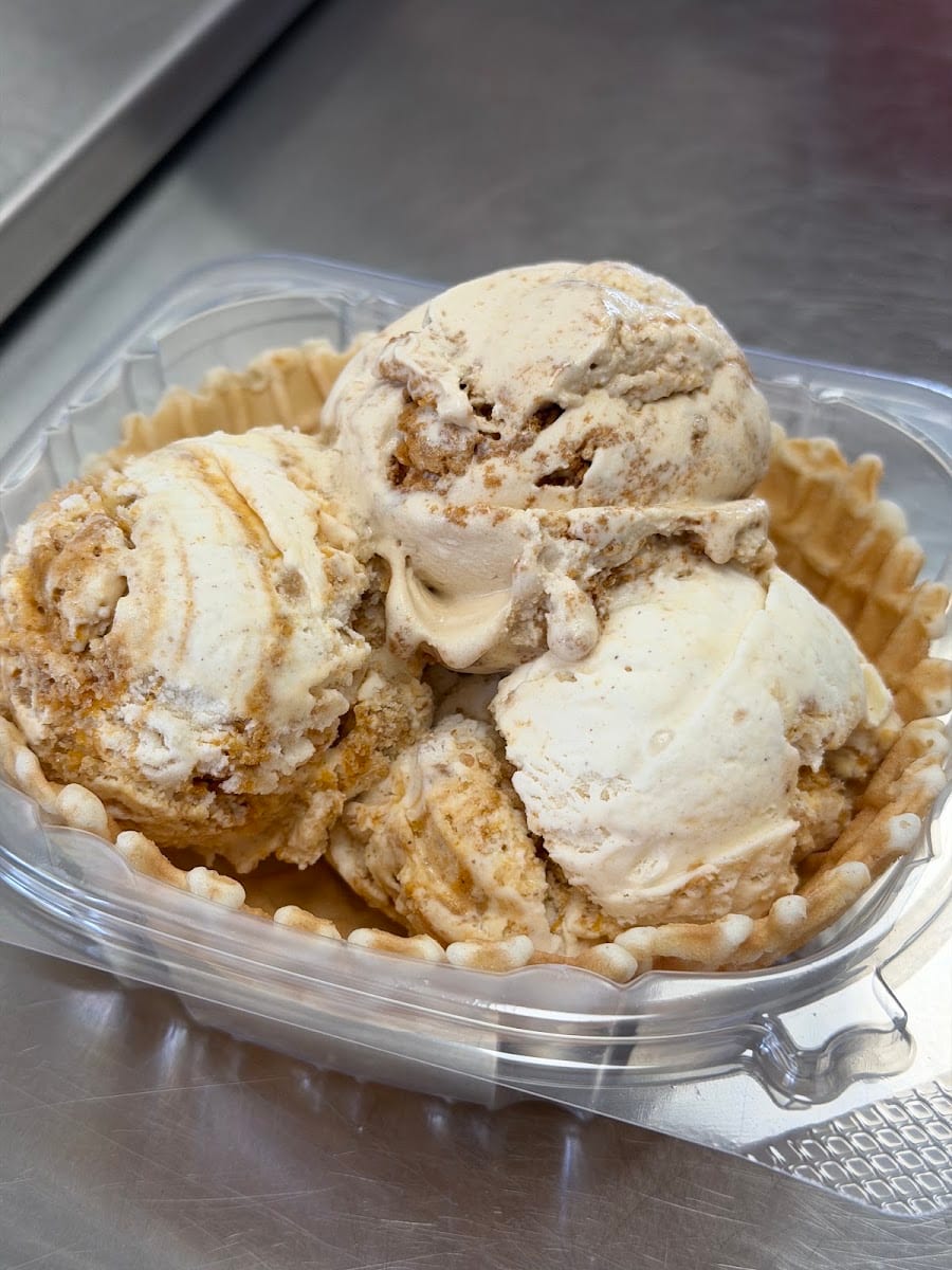Tongue In Cheek Ice Cream - Lewisville, photo 2