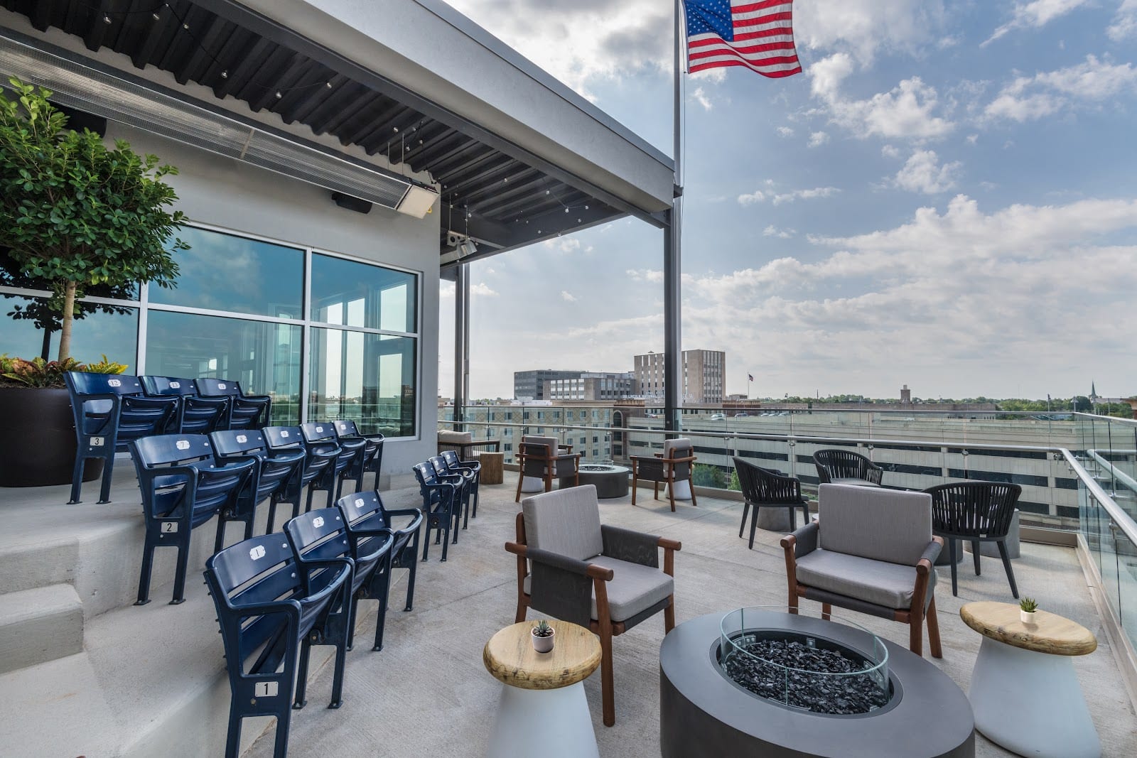 Conner's Rooftop, photo 2