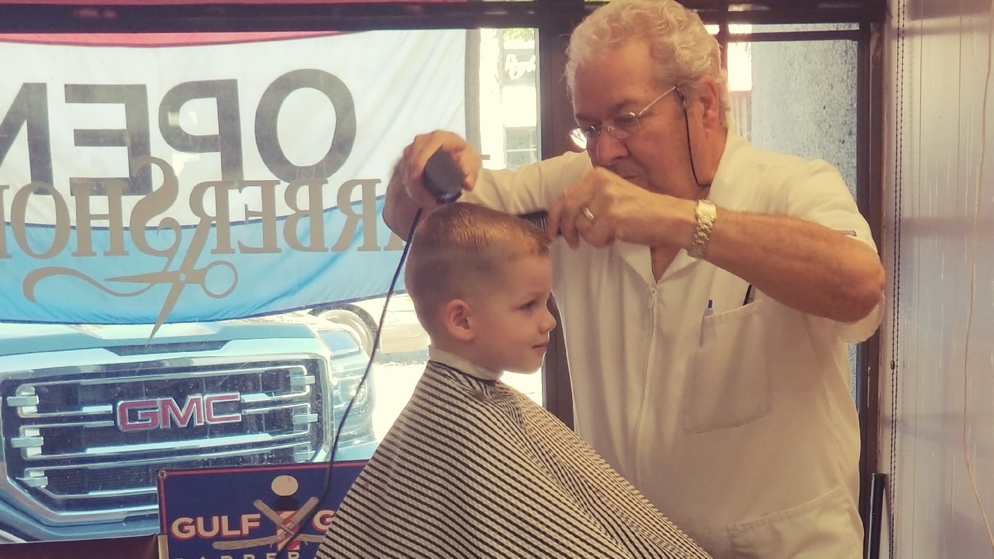 Gulf Gate Barbershop, photo 2