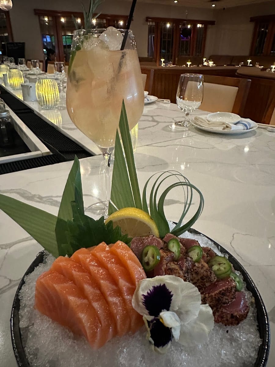 SWAN Sushi Seafood Bar, photo 3