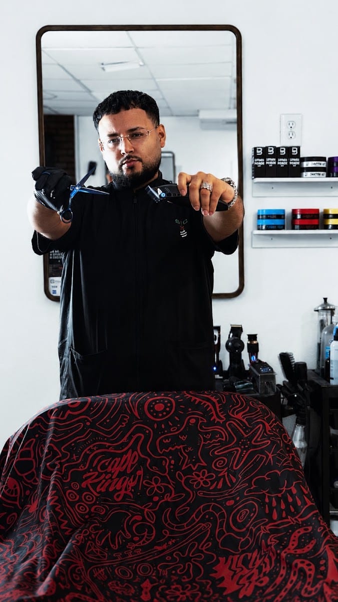 FC CUTS BY FLACKO, photo 2