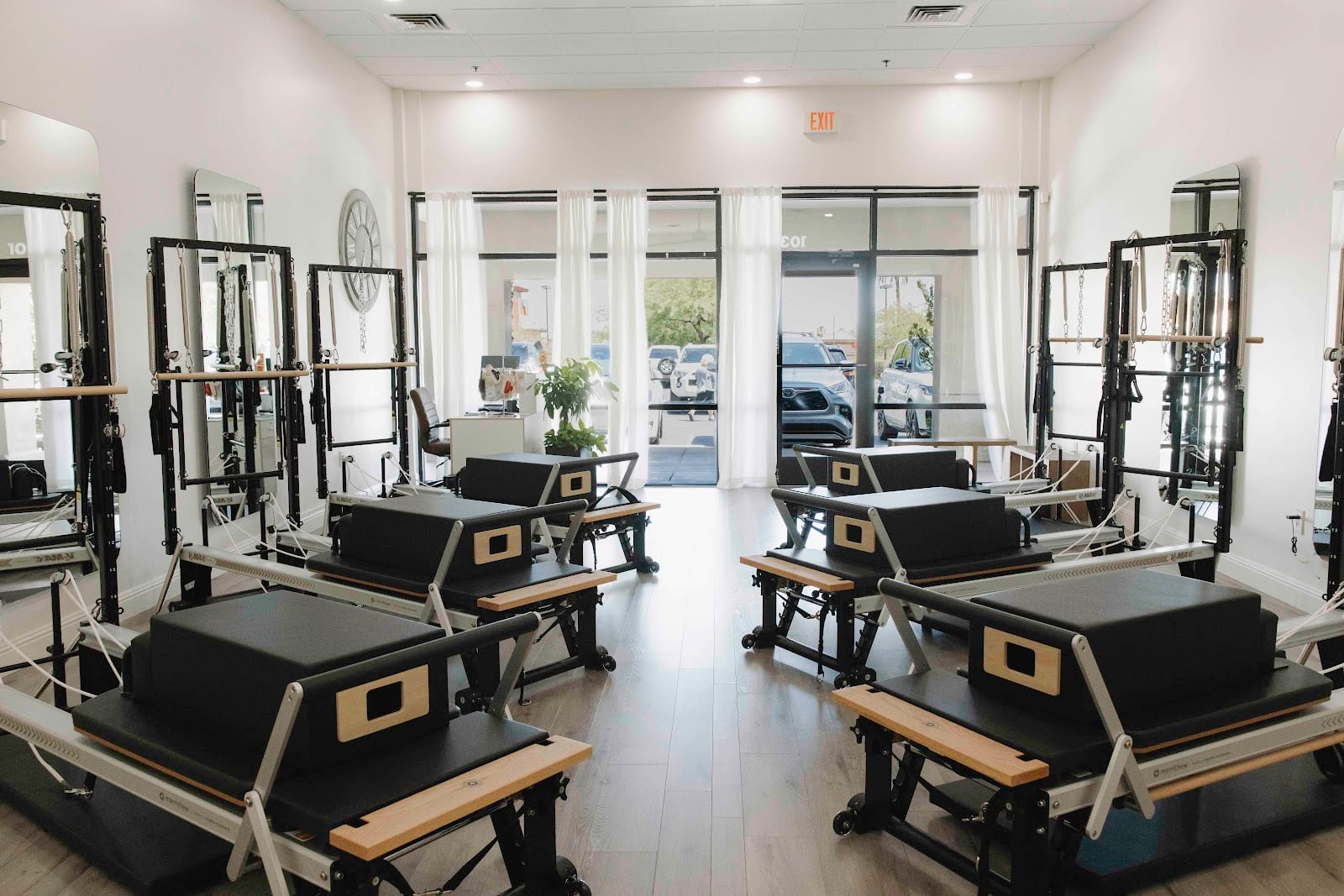 Sculpt and Glow Pilates, photo 2