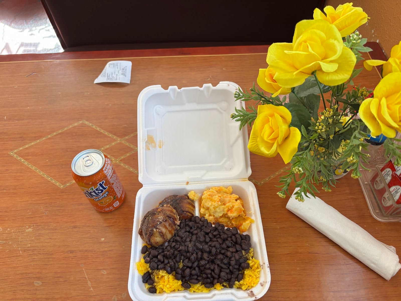 El Paraiso Cafe