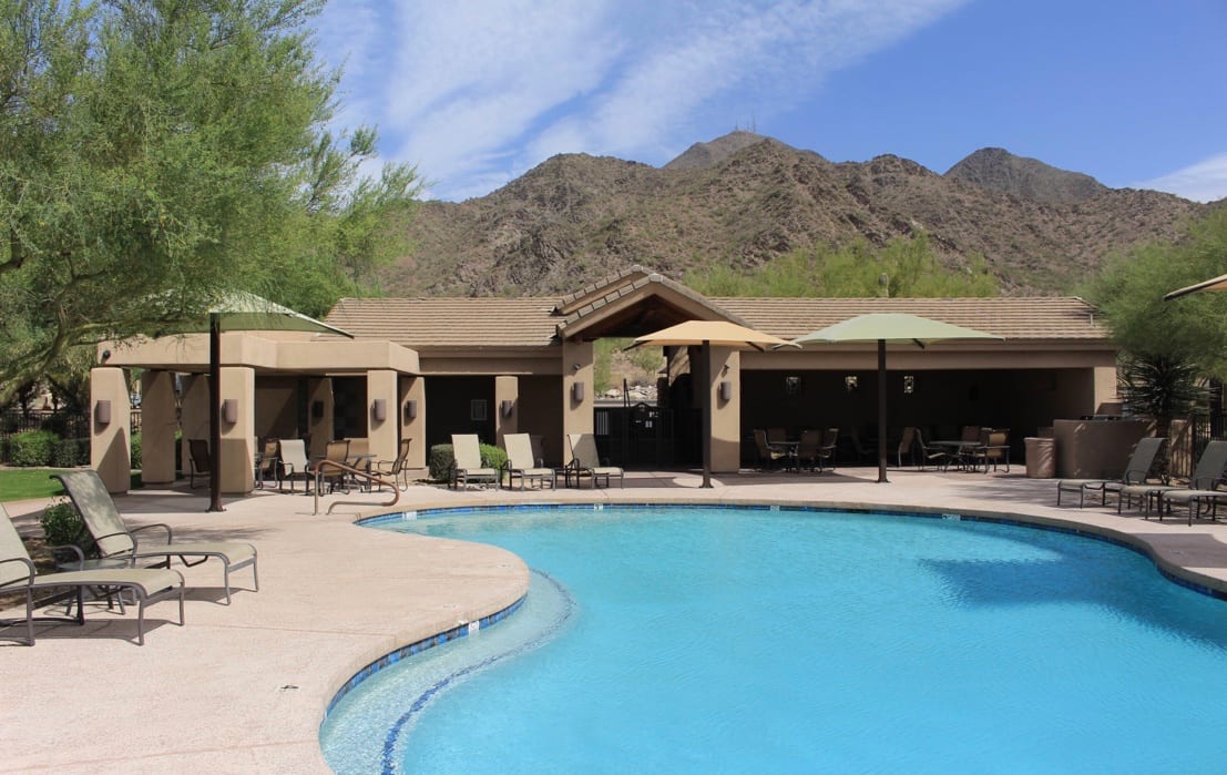 Helen Calvin ~ Re/Max Fine Properties, photo 3