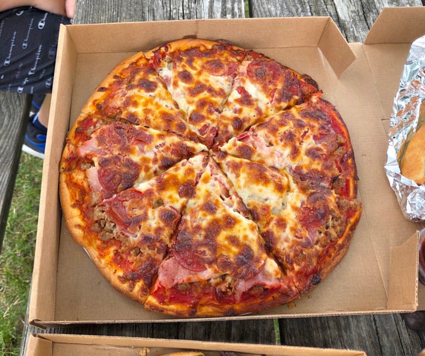 River Bend Pizza, photo 4