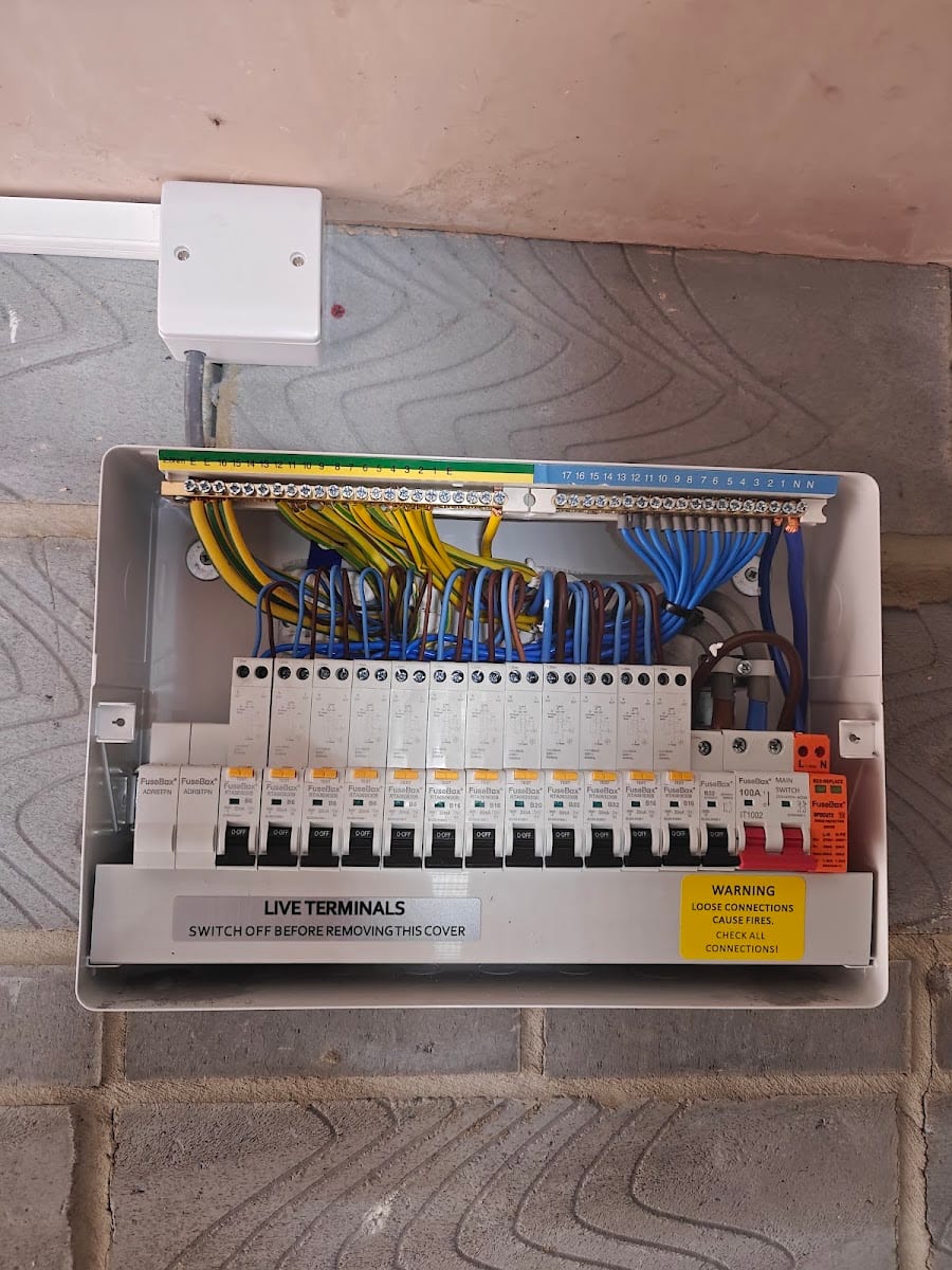 POWERING GB LTD, photo 2