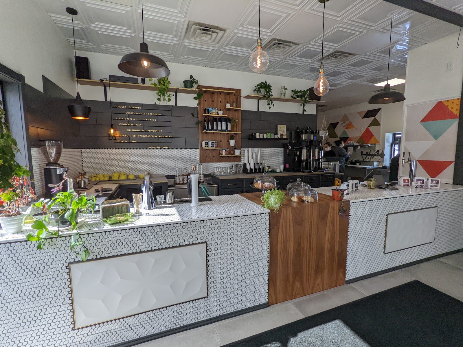 Conjure Coffee ~ Commute! Cafe & Drive-thru, photo 2