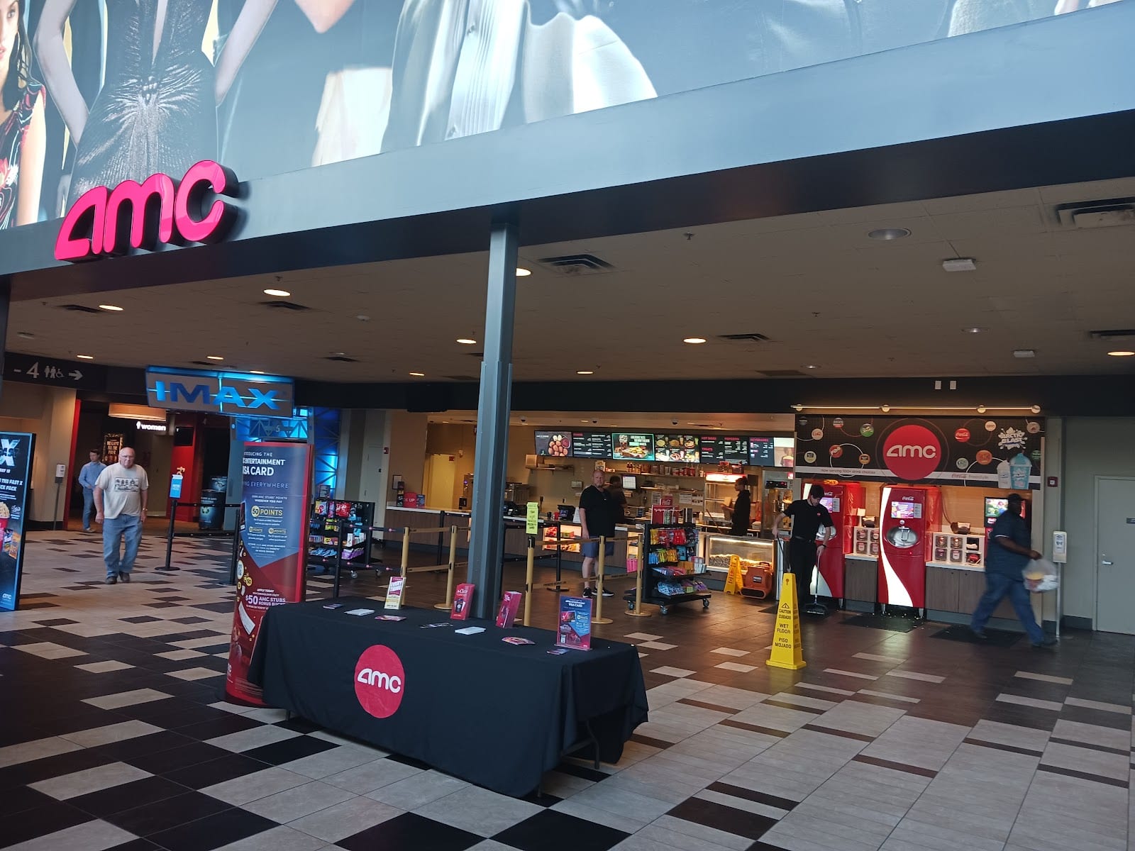 AMC Chenal 9, photo 4