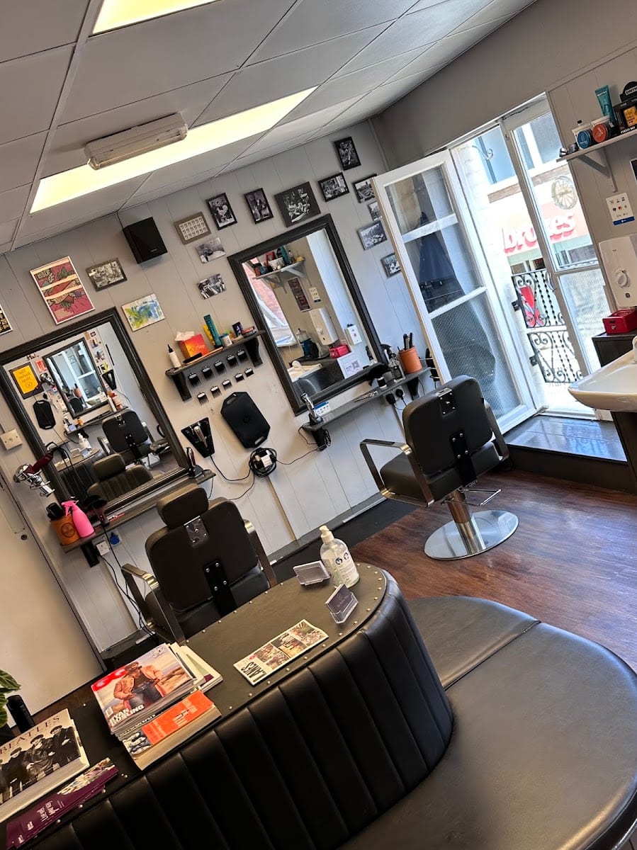 Chris at the Barber Shop, photo 3