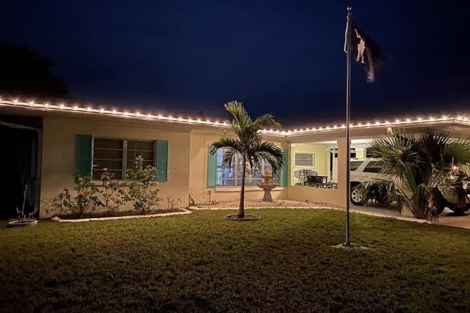 Beautiful home with private heated pool minutes from beach, golf, baseball park