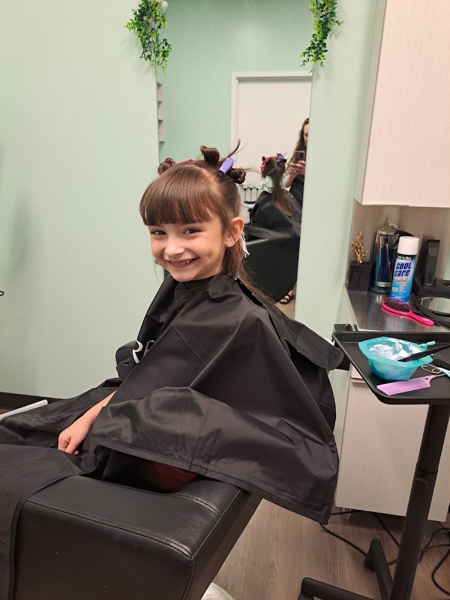 A.R.T. Hair Studio, photo 2