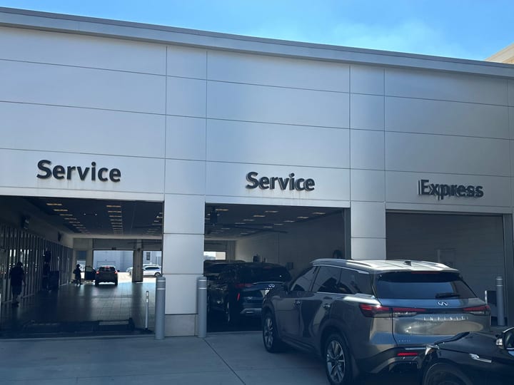 Crest INFINITI Service