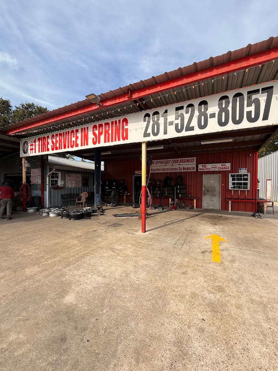 G & J Tire Shop