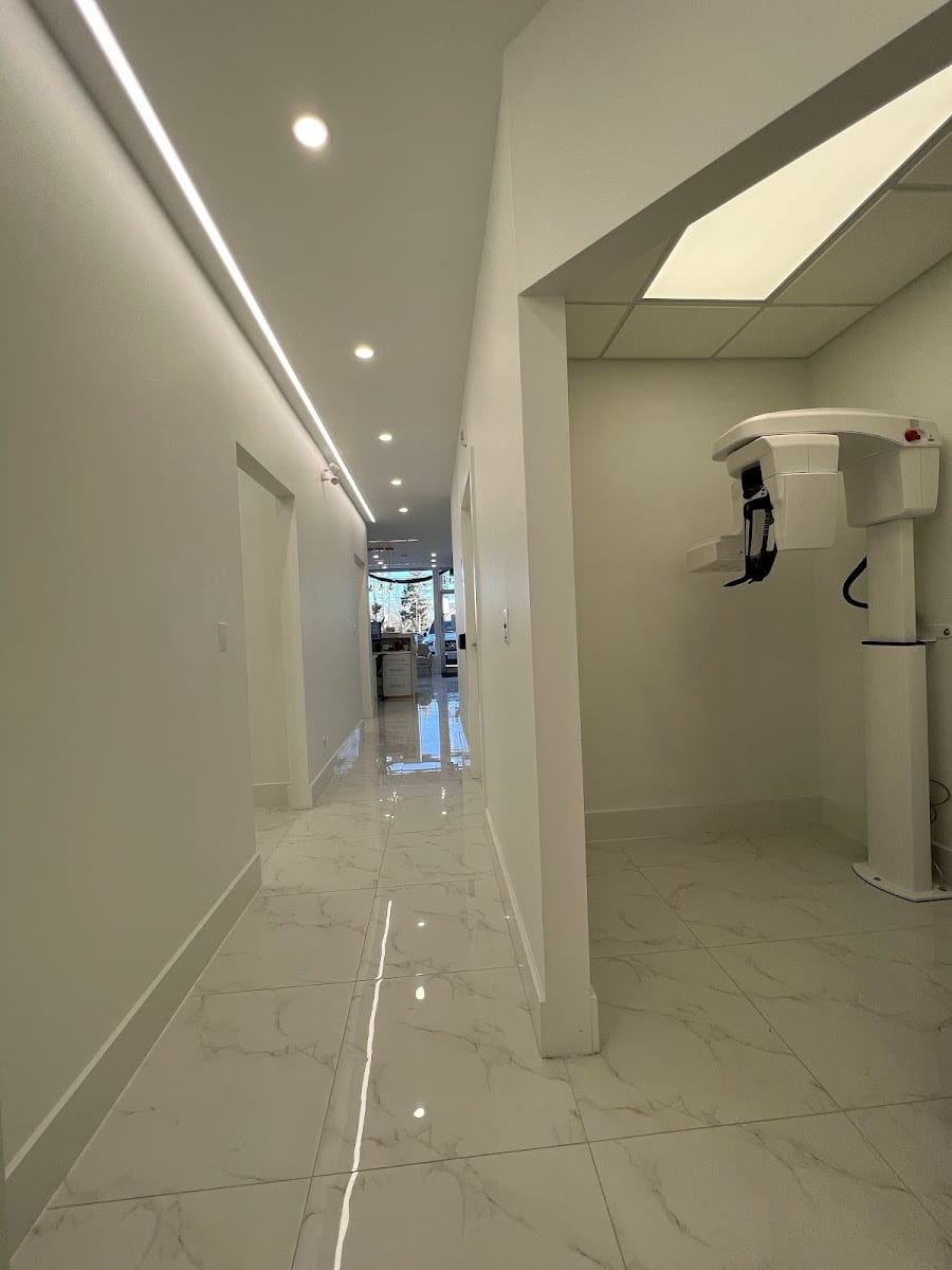 Smile Design Dentistry on Bathurst, photo 3
