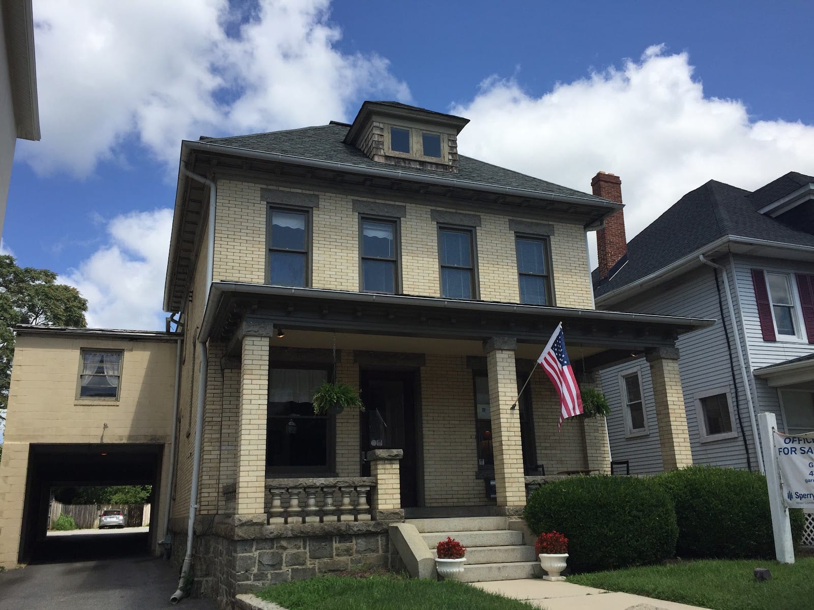 RE/MAX One, photo 3