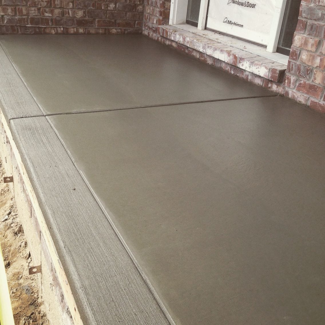 She's Concrete, photo 2