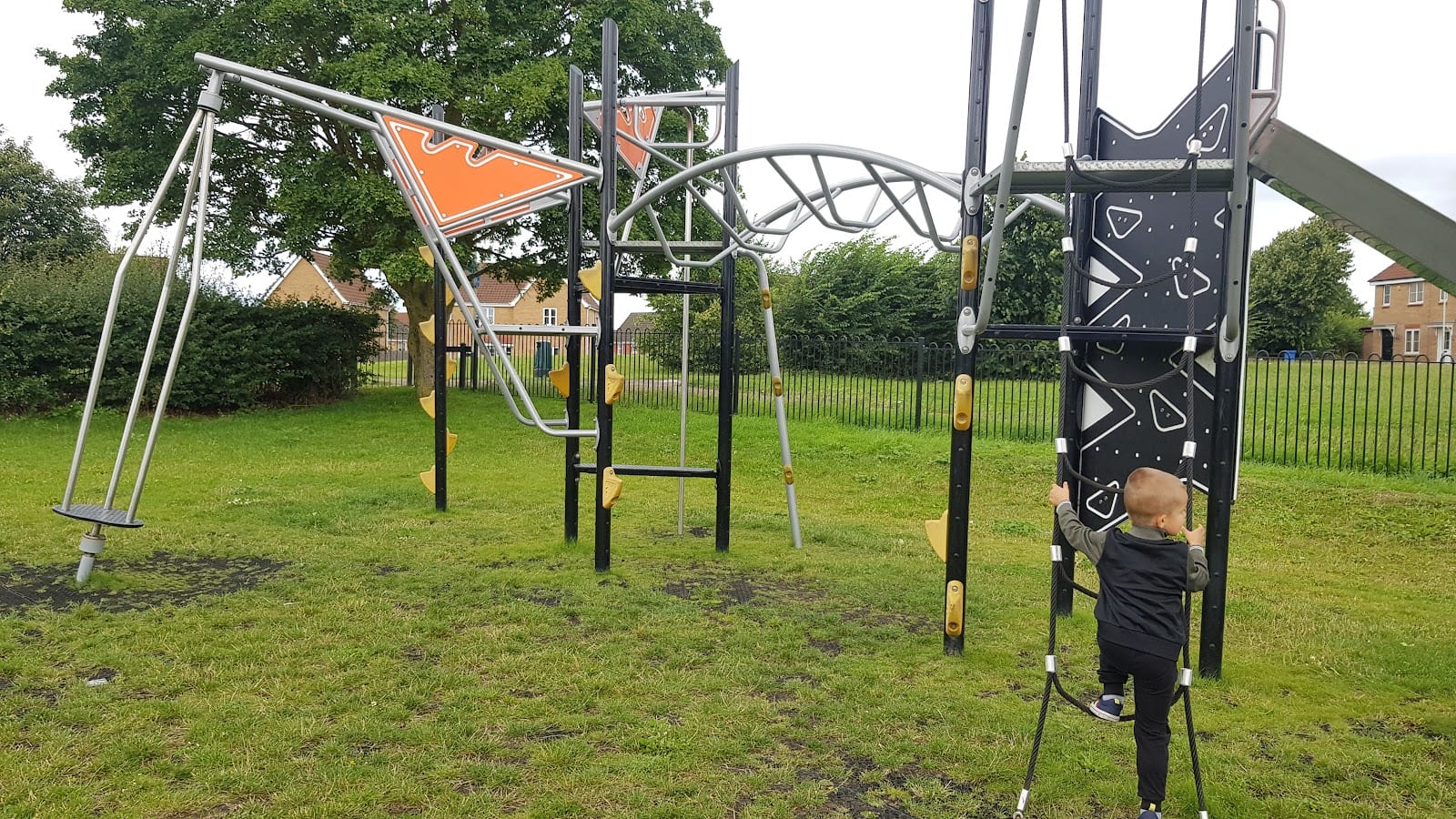 The Runnel Playground, photo 3