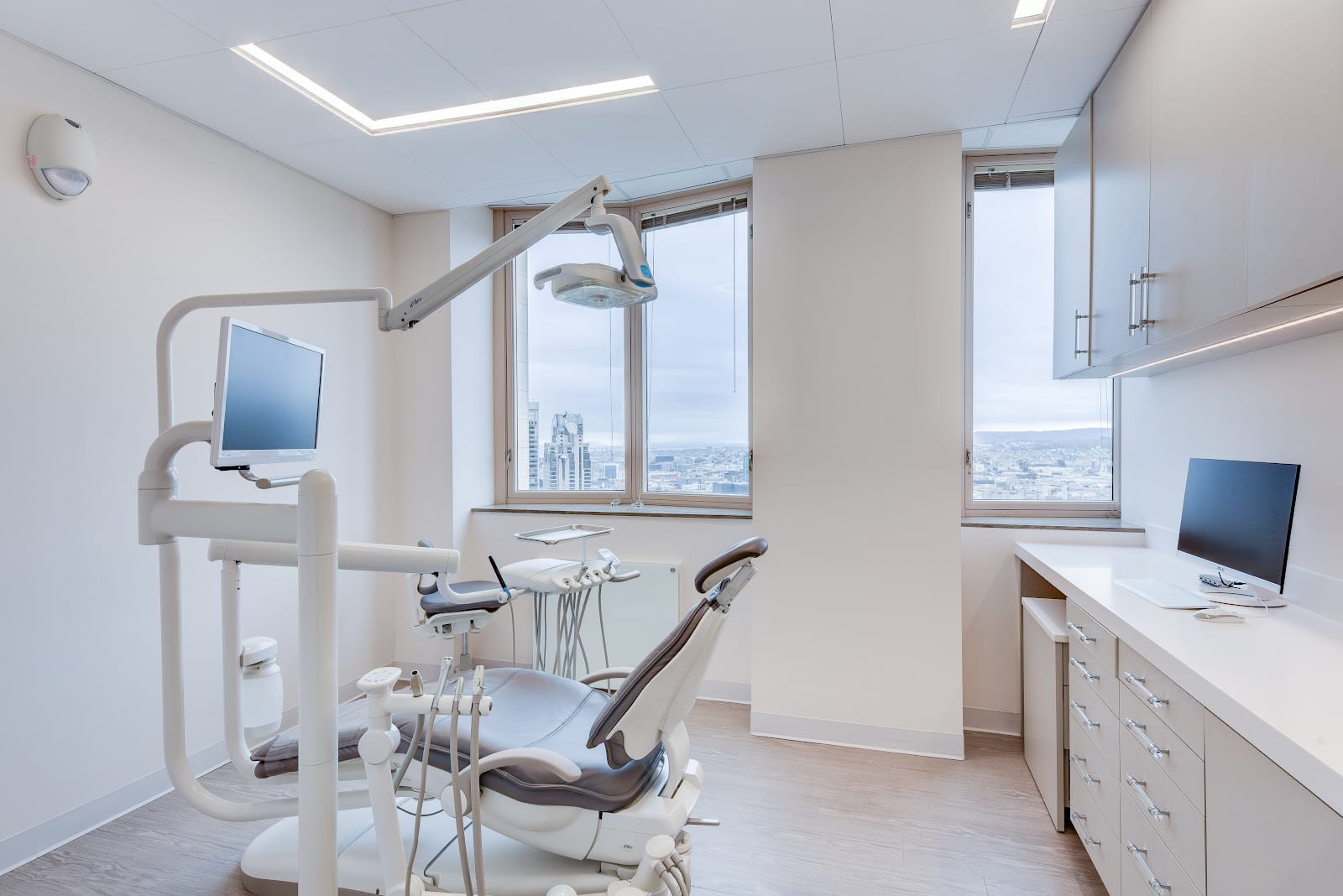 Union Square Dental San Francisco, Hakim Sisters Dental Office