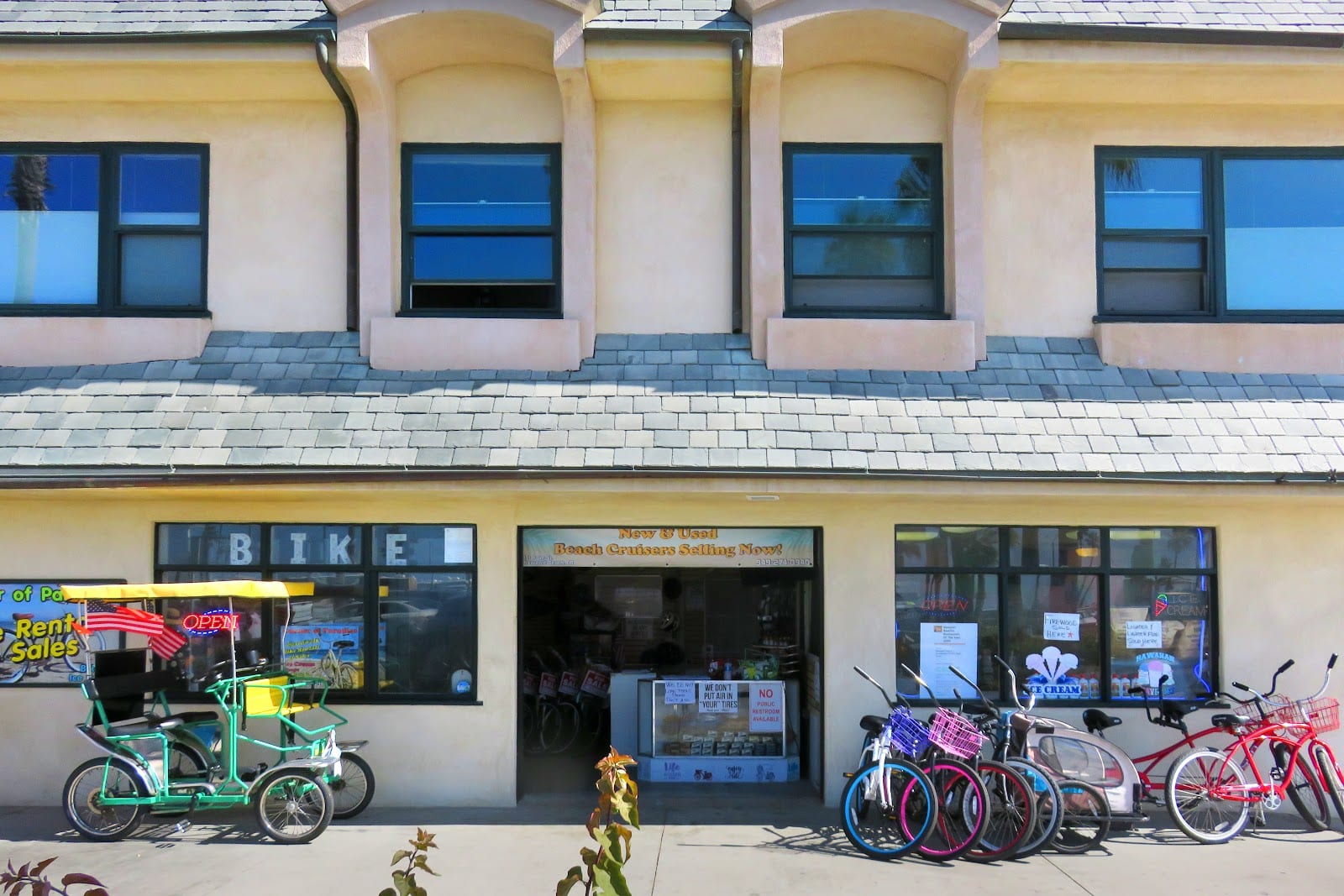 Corner of Paradise, Bicycle Rentals & Sales, photo 2