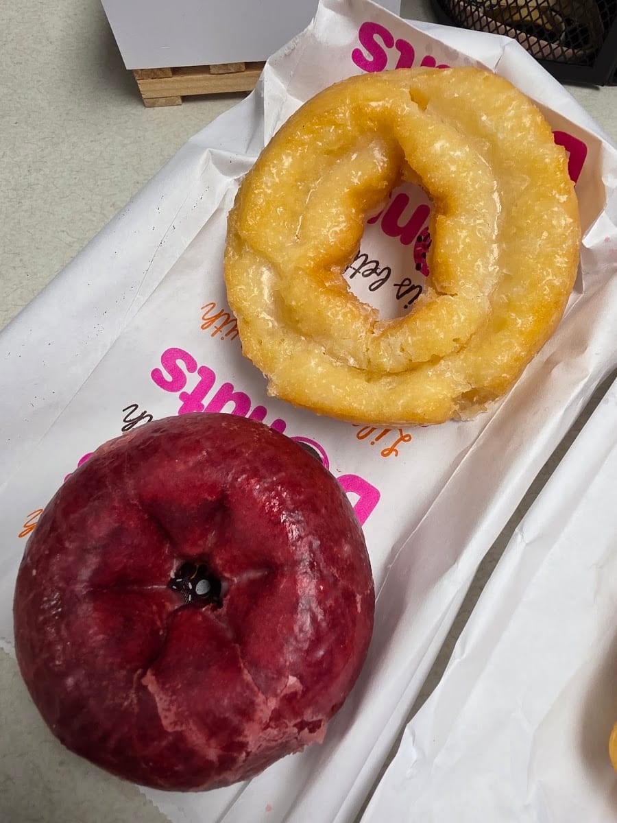 Lisa's Donuts, photo 3