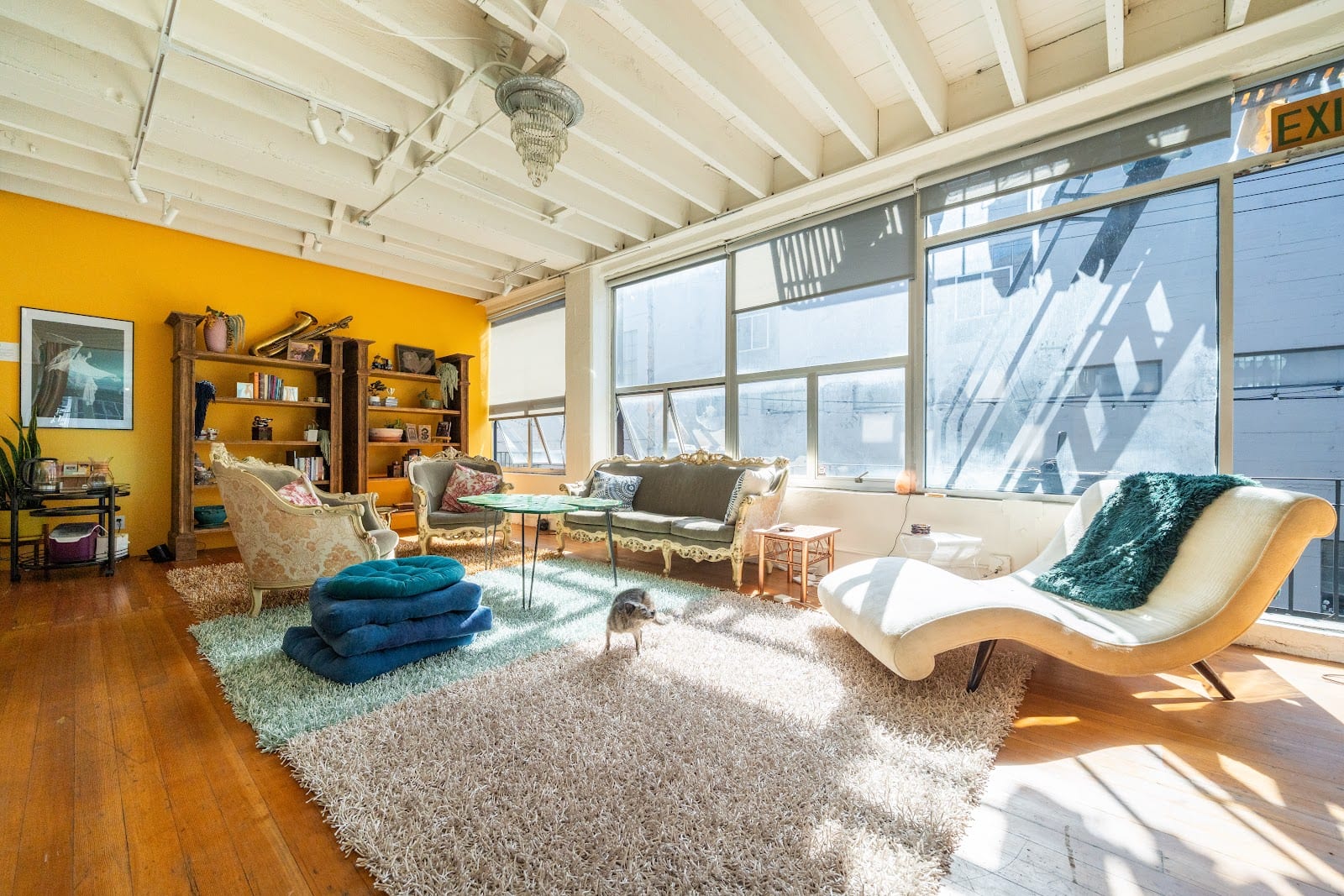 Decentered Arts Studio