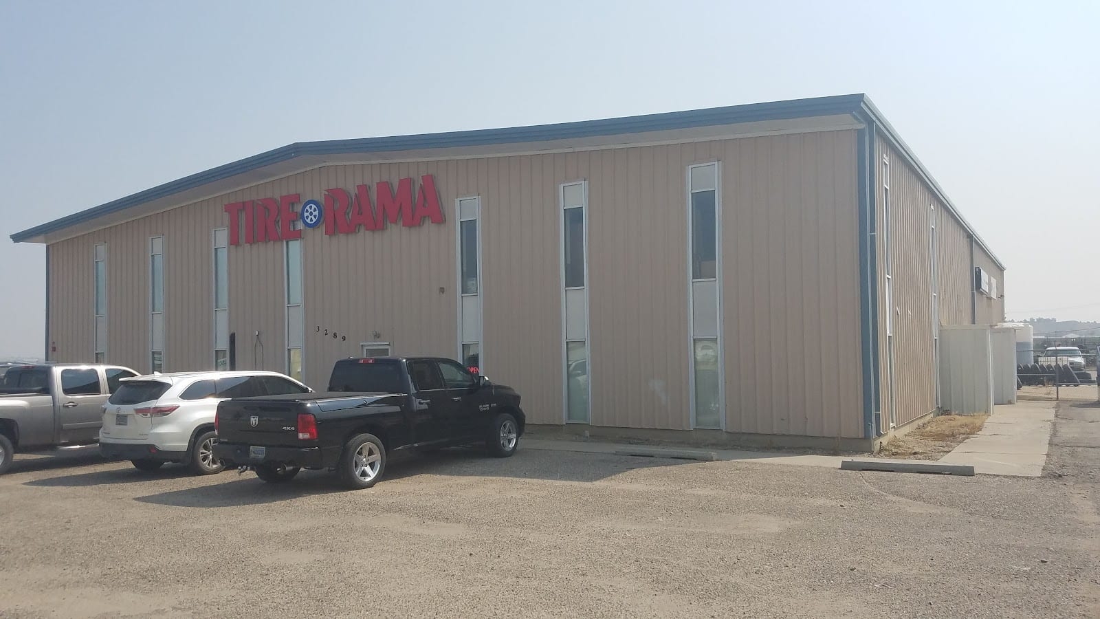Tire-Rama, photo 2
