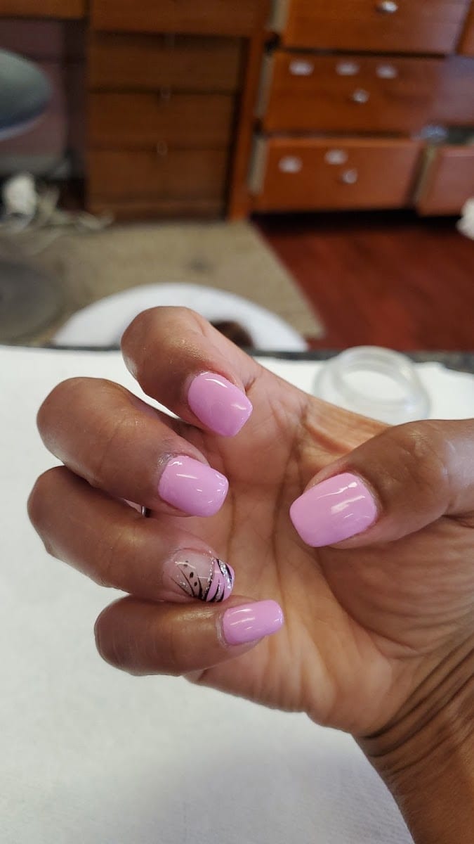 Kings Nails