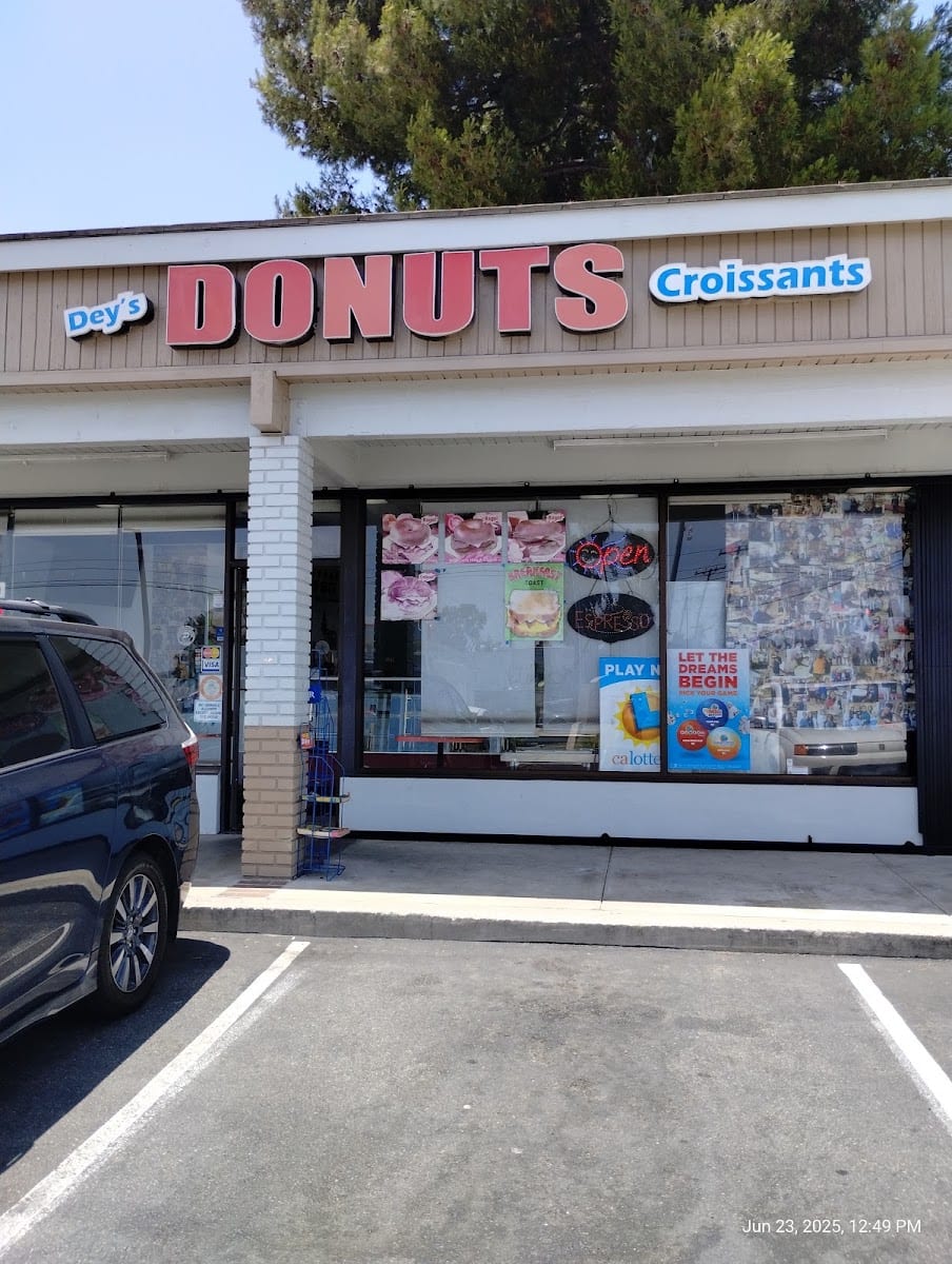 Dey's Donuts & Croissant, photo 2