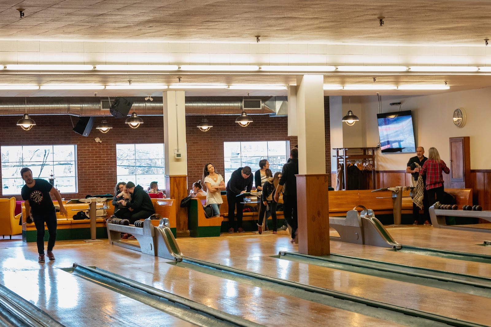 Shamrock Bowl and Restobar, photo 2