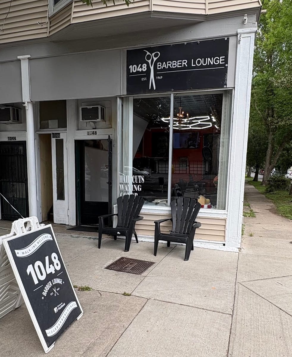1048 Barber Lounge, photo 2