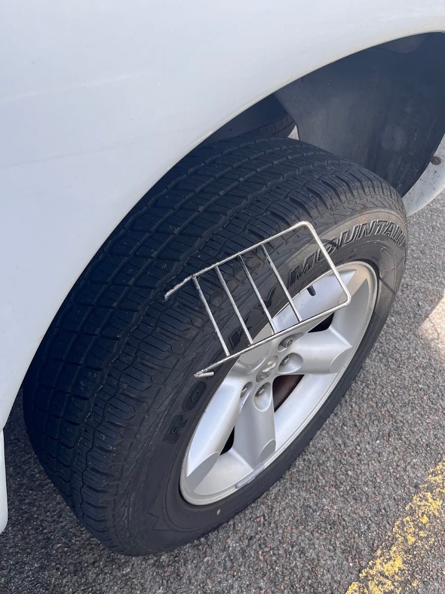 Tires Brothers
