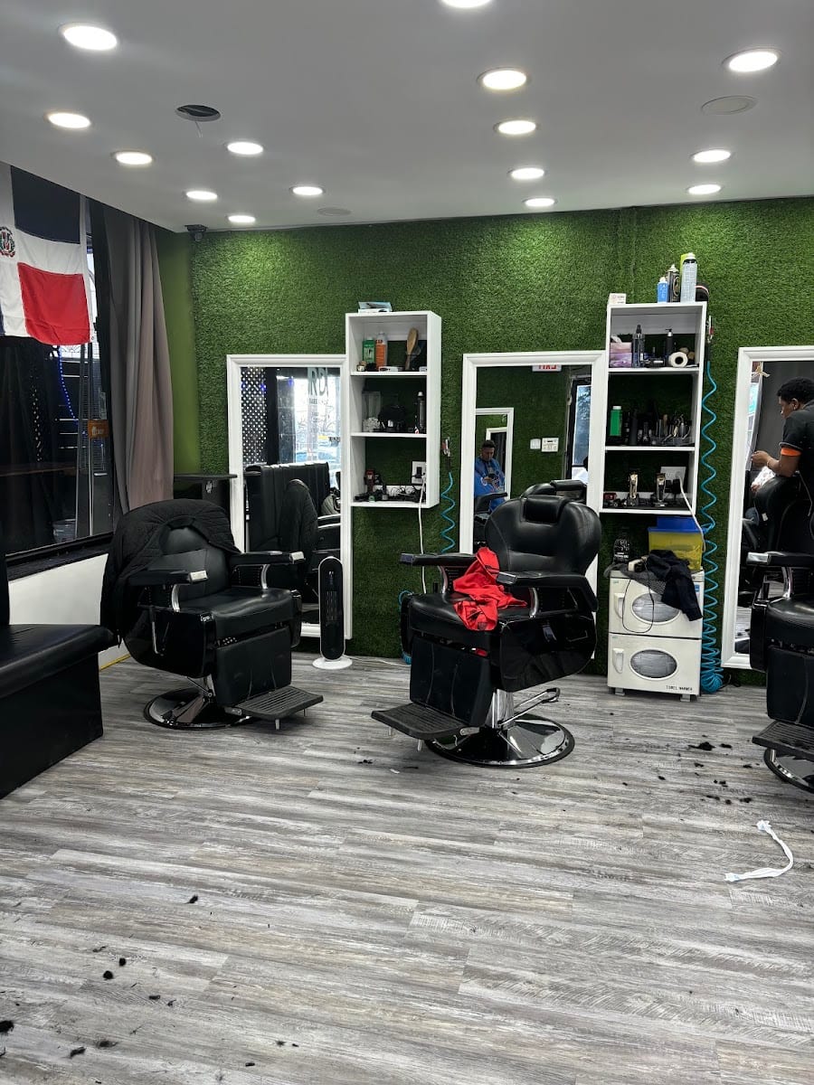 RD Kelvin BarberShop