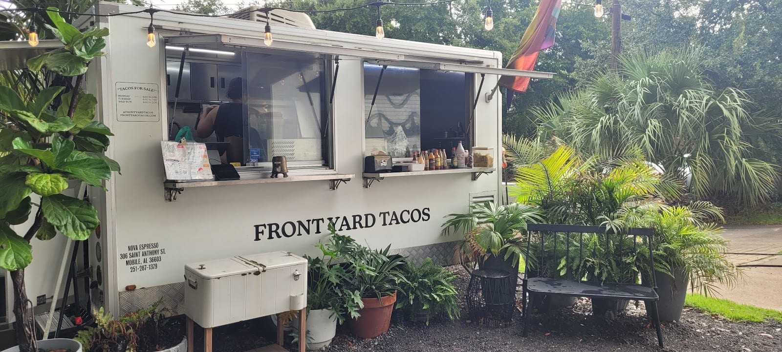 Front Yard Tacos, photo 2