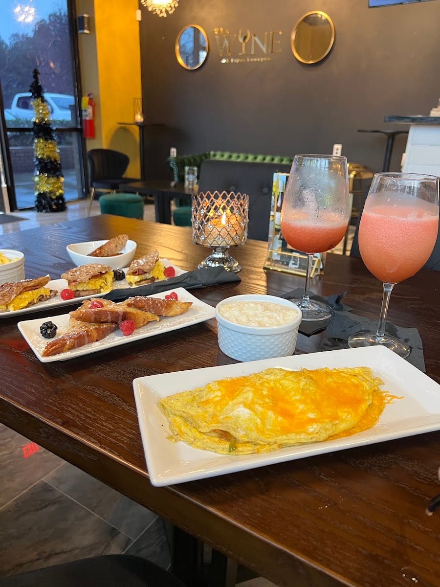 The Wine & Tapas Lounge, photo 2