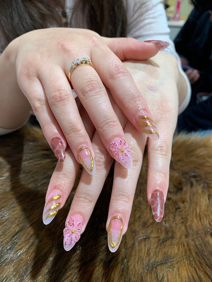 Q NAILS, photo 4
