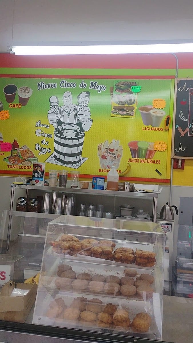 Nieves Cinco De Mayo, photo 3
