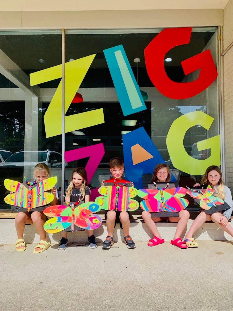 Zig Zag- Art For Everyone!
