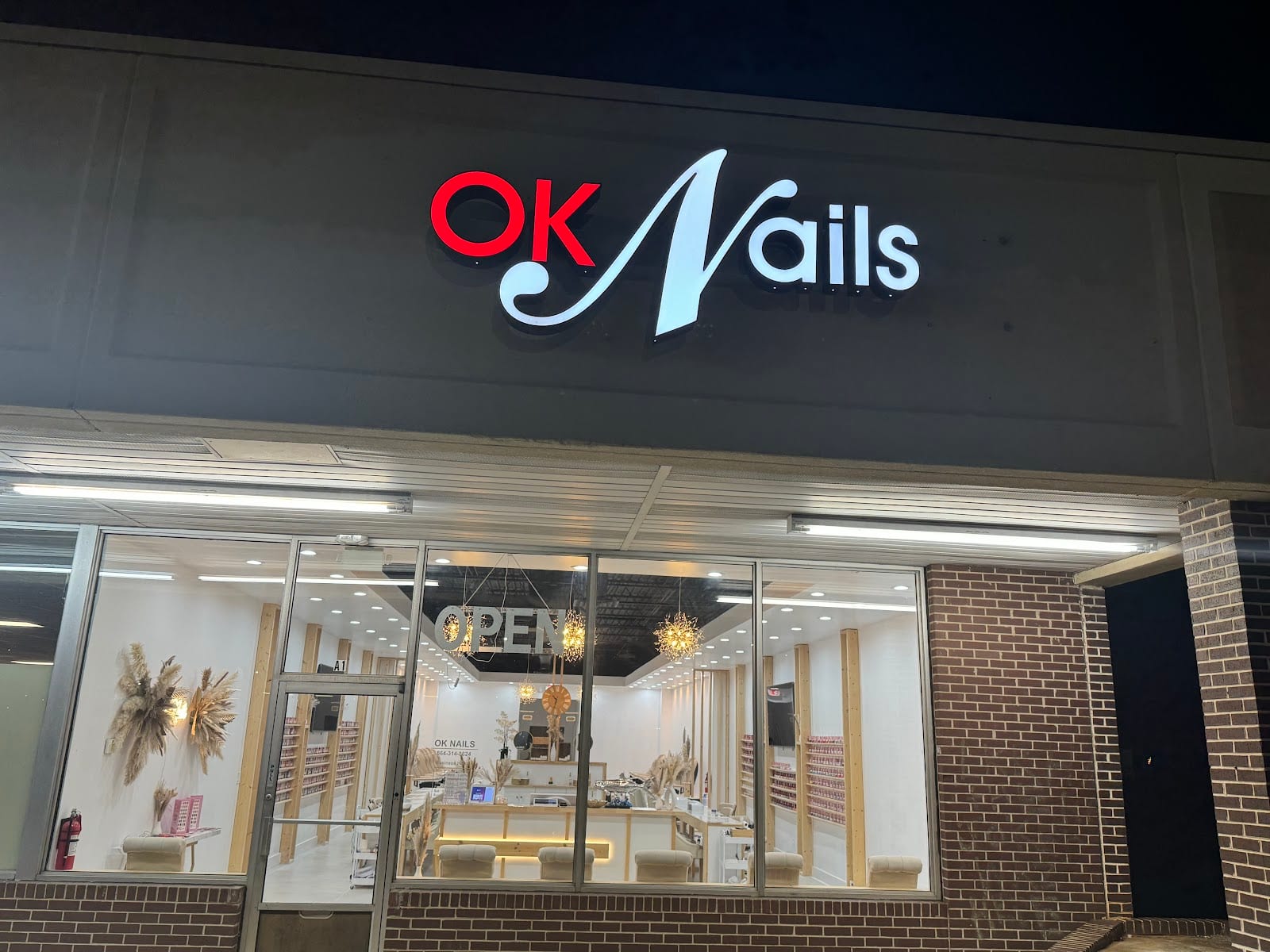 Ok Nails, photo 2