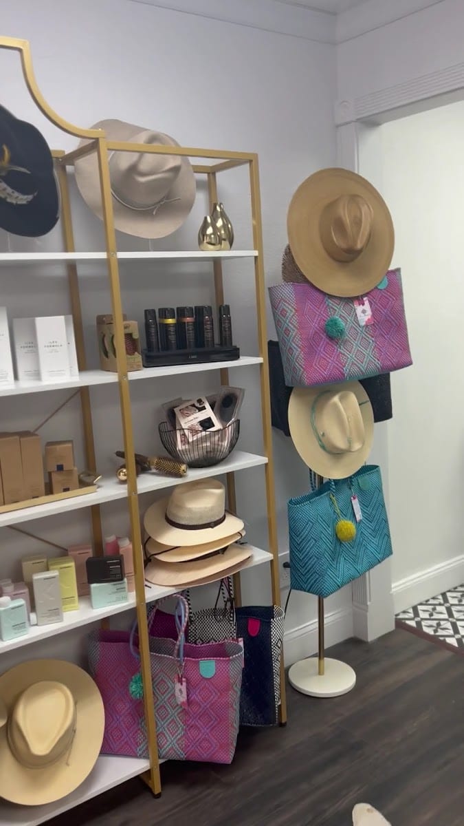 Vanity Beauty Lounge, photo 3